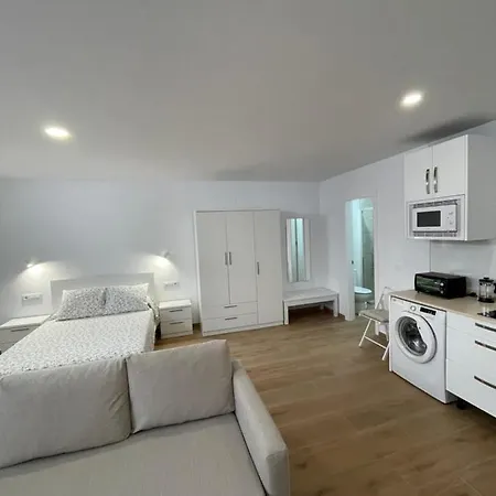 Izquierdo Roca Apartamento *