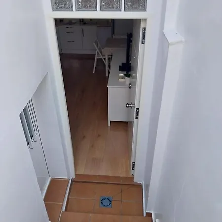 Izquierdo Roca Apartment *